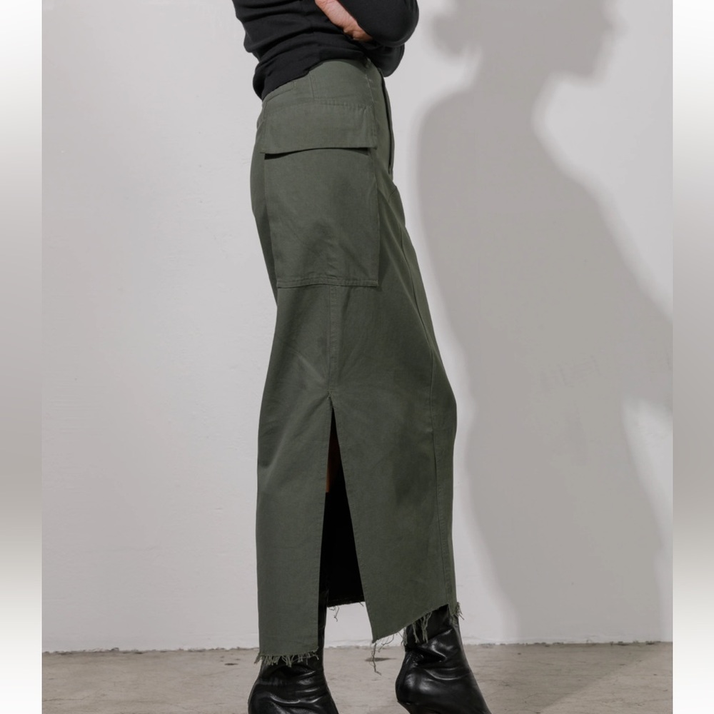 Local European Cargo Skirt NWT